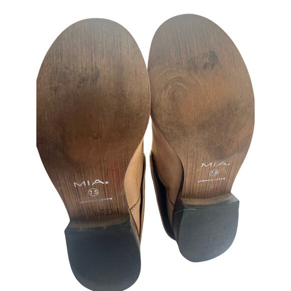 MIA Women's Sand Tan Leather Mid Calf Lace Up Low Heel Boots Made in India 7.5M - Picture 9 of 10